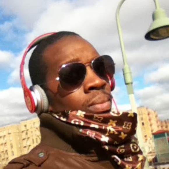 Meet your Posher, Charlie g - Picture 1 of 1